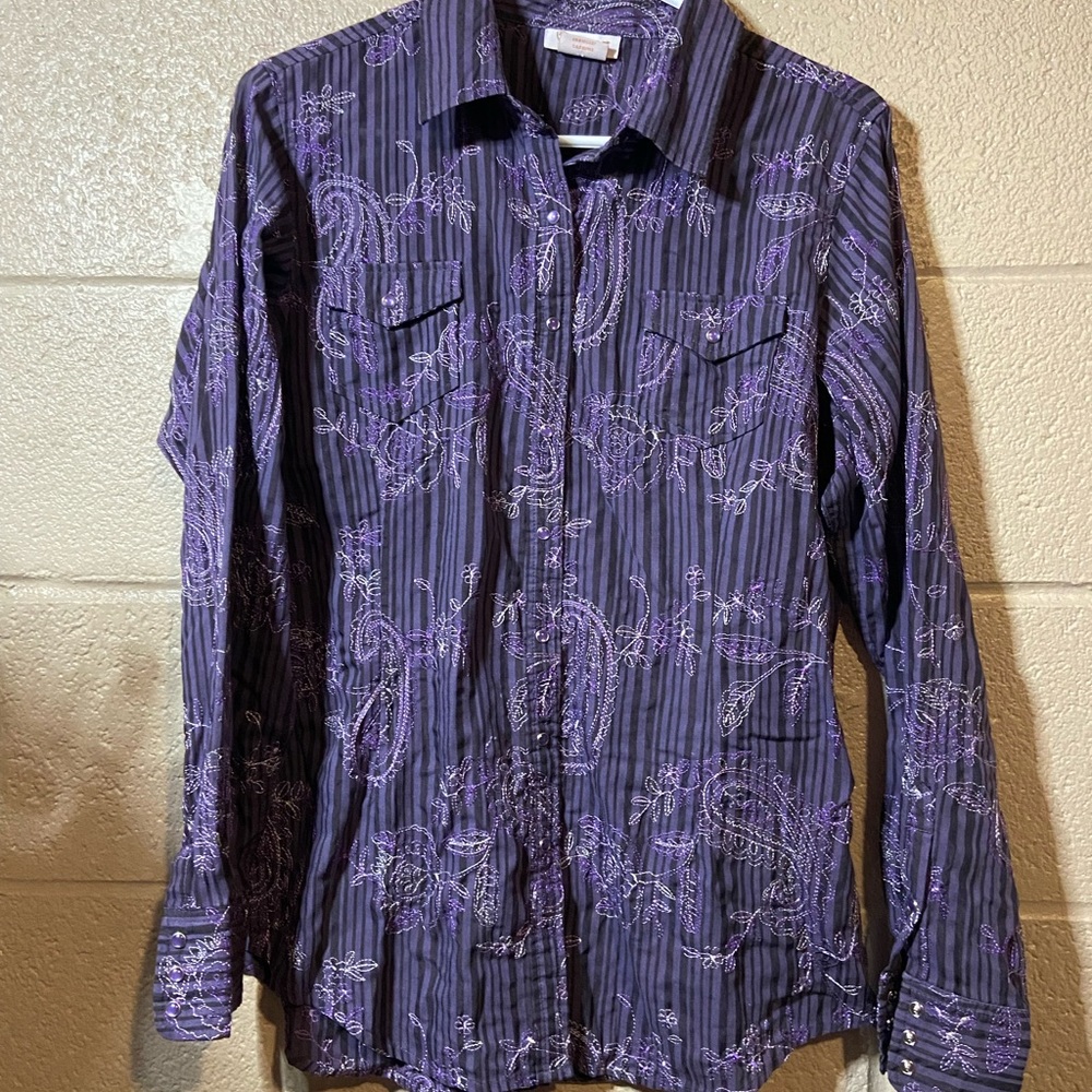 Ariat Purple Button Down Size Large - image 1